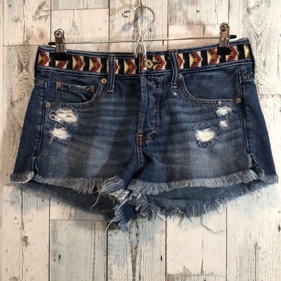 Abercrombie and Fitch Distressed Frayed Hem Aztec Band Jean Shorts 27 - Picture 1 of 10